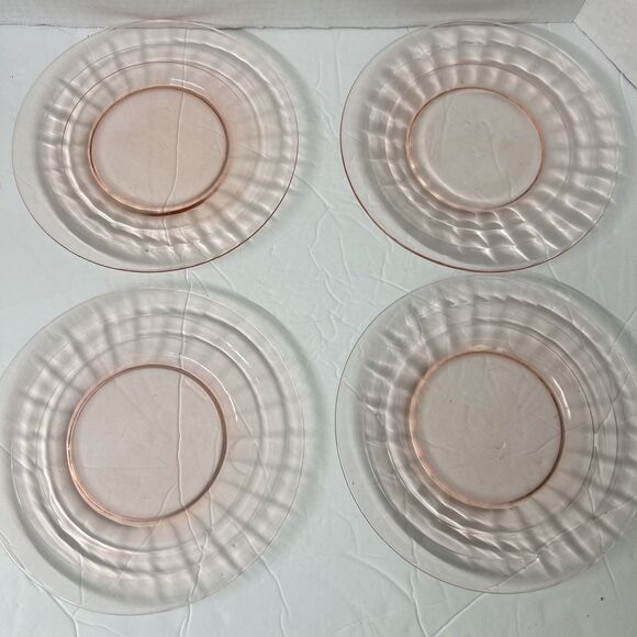 Set Of 4 Optic Pink Depression Glass 8” Plates 1930’s Anchor Hocking Vintage - Picture 1 of 5